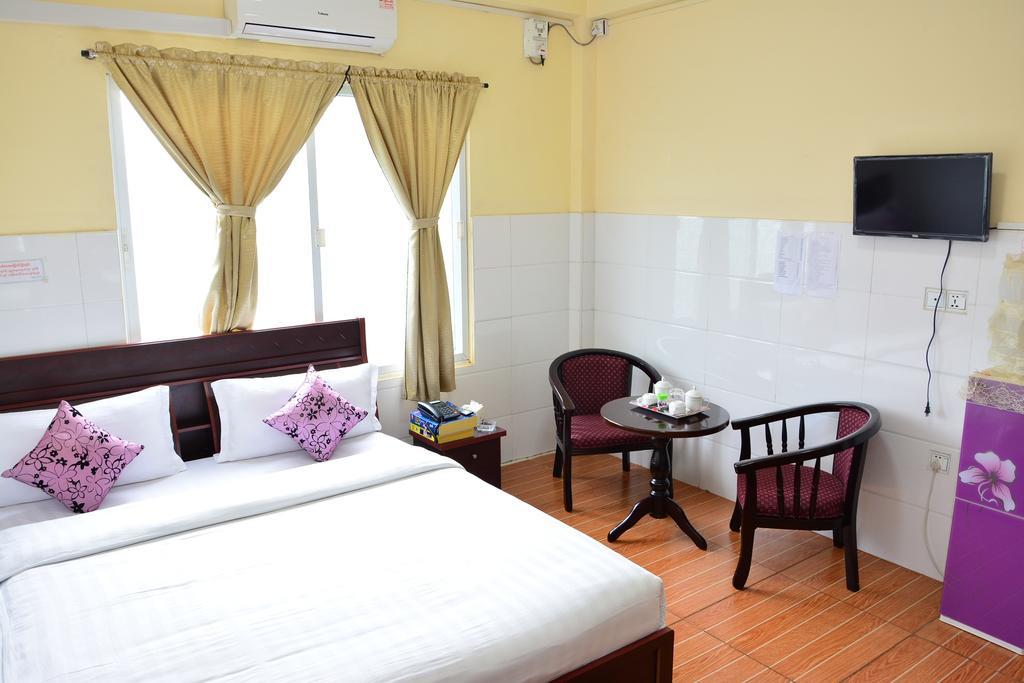 Hotel 99 Pyin Oo Lwin Esterno foto