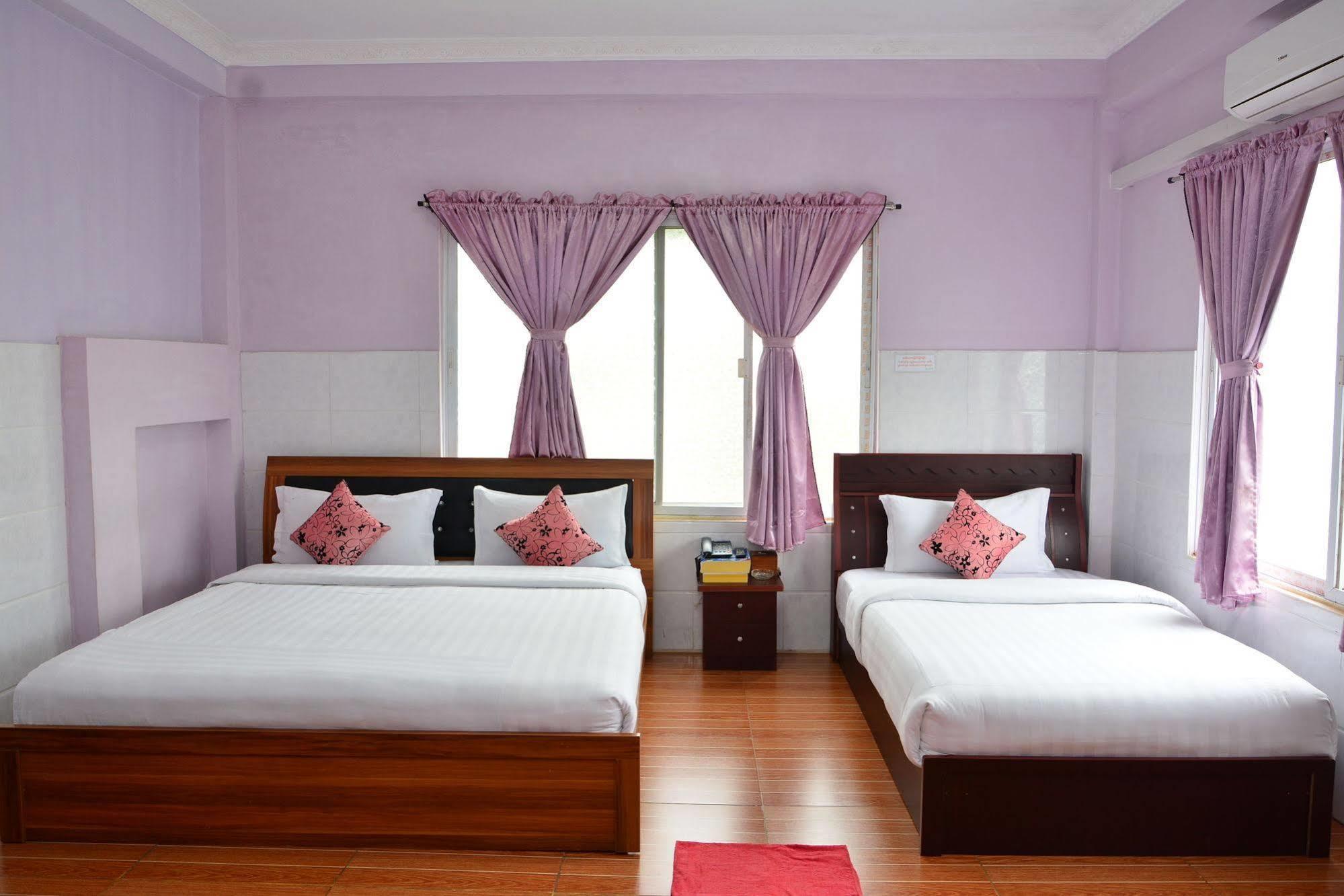 Hotel 99 Pyin Oo Lwin Esterno foto